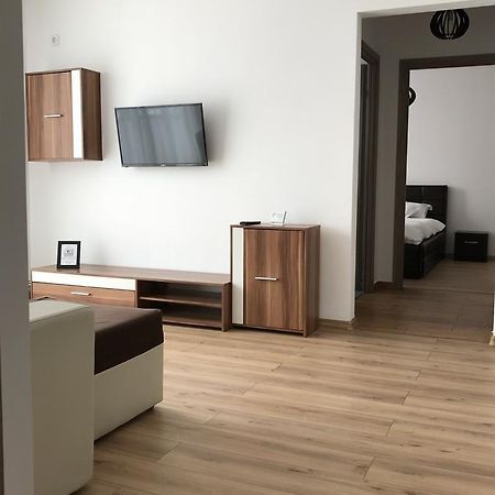 Executive Apartments 2 Craiova Bagian luar foto