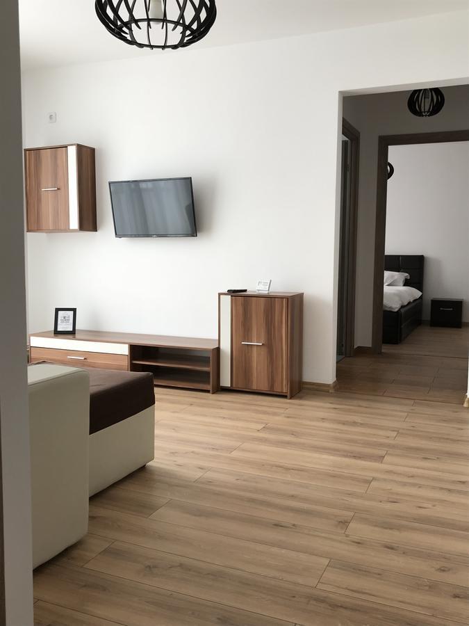 Executive Apartments 2 Craiova Bagian luar foto